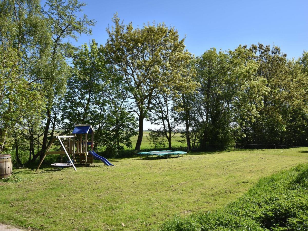 Rural Holiday Home With A Lovely Sunny Terrace ウォルクム エクステリア 写真