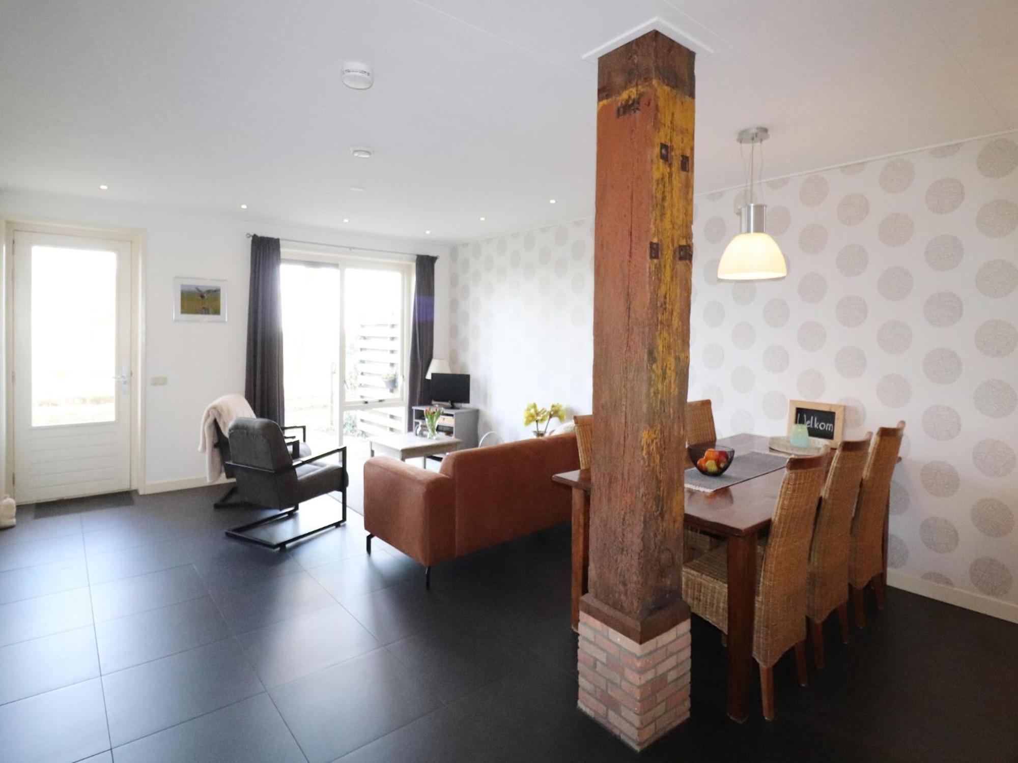 Rural Holiday Home With A Lovely Sunny Terrace ウォルクム エクステリア 写真
